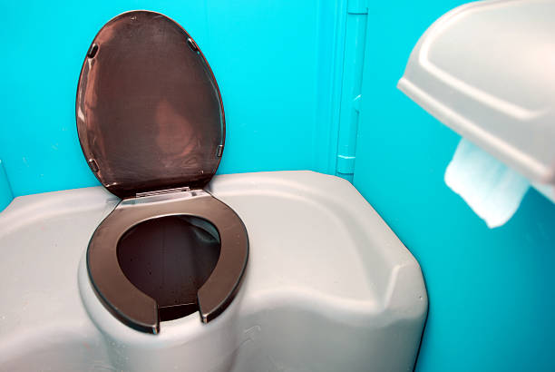 Best Portable restroom trailer rental  in Quincy, MI